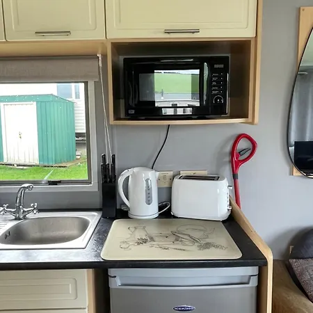 Newquay Bay Caravan 142 *